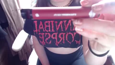 Snapshot of 666maskgirl chatting on 09-17-25, 05:14 SHANNON online show from 09-17-25, 05:14