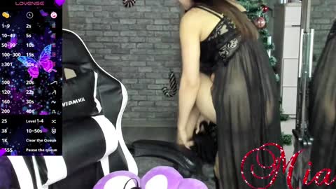 Mia my pvt is open and lovense is active online show from 01-09-25, 09:27