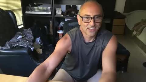 Snapshot of 66sexytime99 chatting on 03-05-26, 10:06 daddy vegas for single women and couples here online show from 03-05-26, 10:06