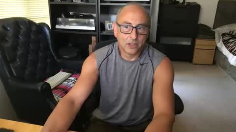 Snapshot of 66sexytime99 chatting on 03-08-26, 08:01 daddy vegas for single women and couples here online show from 03-08-26, 08:01