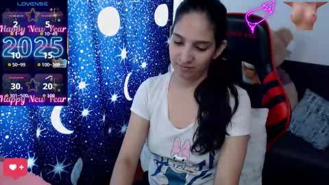 Snapshot of 69_shades chatting on 03-26-26, 06:46 lucero online show from 03-26-26, 06:46