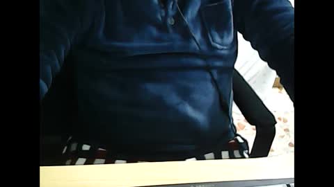 Snapshot of 69desamor chatting on 12-15-24, 07:35 69desamor online show from 12-15-24, 07:35