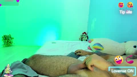 Snapshot of 6_bunny_9 chatting on 12-27-24, 01:00 Celeste online show from 12-27-24, 01:00