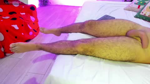 Snapshot of 6_bunny_9 chatting on 12-27-24, 02:33 Celeste online show from 12-27-24, 02:33