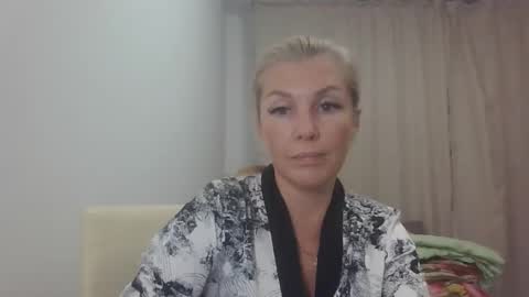 6siren online show from 10-08-25, 08:39