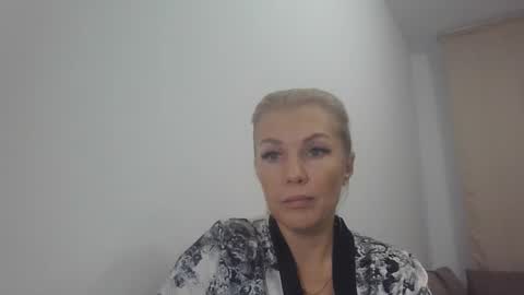 6siren online show from 10-14-25, 08:04
