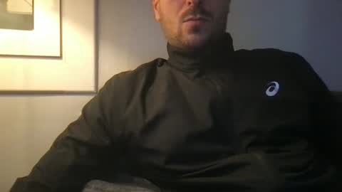 Snapshot of 6tu chatting on 09-30-25, 08:47 6tu online show from 09-30-25, 08:47