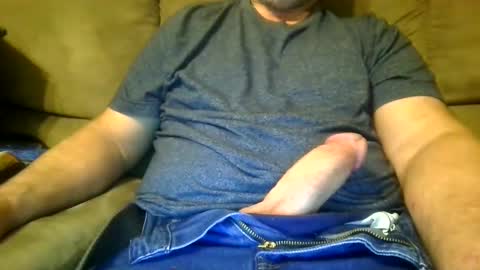 Snapshot of 73bddfm chatting on 10-03-25, 11:13 73bddfm online show from 10-03-25, 11:13