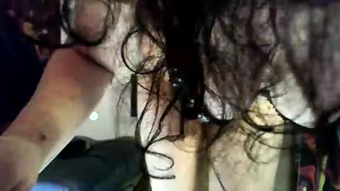 Snapshot of 77lilu chatting on 02-19-25, 09:36 Lilu online show from 02-19-25, 09:36