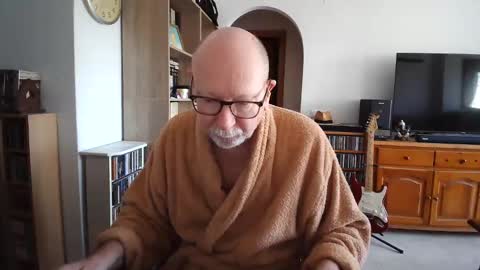  Papi  online show from 02-11-25, 09:53