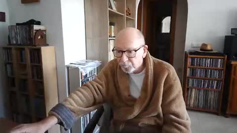  Papi  online show from 11-23-25, 10:04