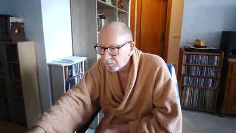  Papi  online show from 01-15-26, 09:14