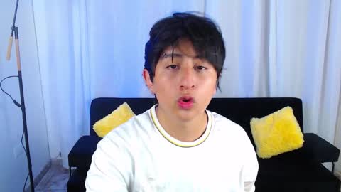 Snapshot of 7zyan chatting on 12-15-25, 08:24 zyan online show from 12-15-25, 08:24