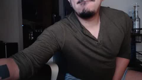 Snapshot of 8888_5555 chatting on 10-16-25, 11:00 Antonio online show from 10-16-25, 11:00