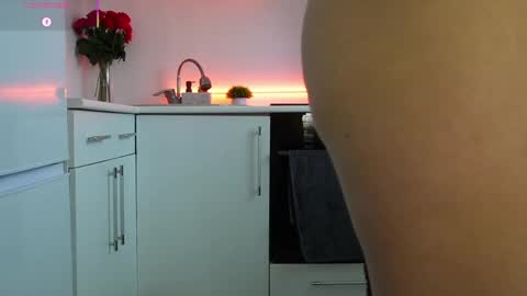 Snapshot of 888_666 chatting on 06-02-26, 04:03 Monicano face online show from 06-02-26, 04:03