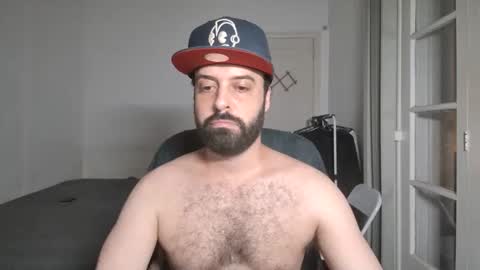 Snapshot of 88chased chatting on 12-16-25, 10:15 88chased online show from 12-16-25, 10:15