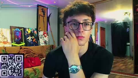 Snapshot of 8_goat chatting on 09-11-25, 03:39 Phillip online show from 09-11-25, 03:39