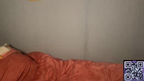 Snapshot of 8_goat chatting on 10-21-25, 11:27 Phillip online show from 10-21-25, 11:27