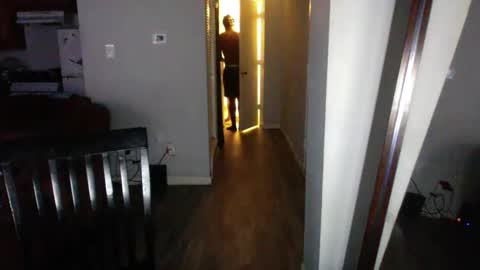 Snapshot of 8double1trouble6 chatting on 09-12-25, 04:45 NoFaceNoCase online show from 09-12-25, 04:45