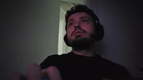 8inchdude93 online show from 04-15-26, 07:59