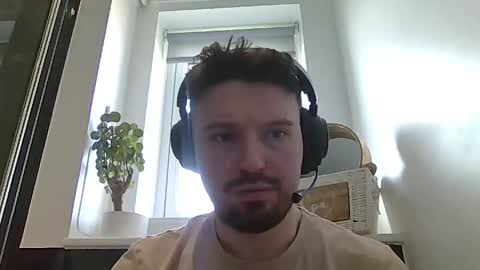8inchdude93 online show from 04-19-26, 10:03