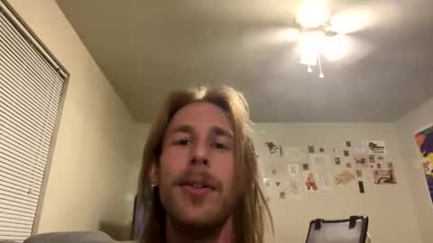 CoralShark online show from 05-01-26, 03:22