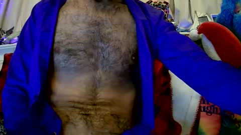 Snapshot of 90210screamer chatting on 01-18-25, 11:32 90210screamer online show from 01-18-25, 11:32