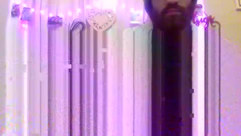 Snapshot of 90210screamer chatting on 03-04-25, 11:08 90210screamer online show from 03-04-25, 11:08