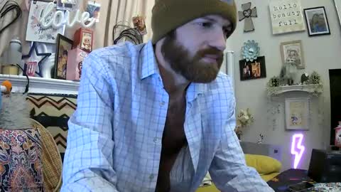 Snapshot of 90210screamer chatting on 11-29-25, 03:26 90210screamer online show from 11-29-25, 03:26