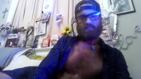 Snapshot of 90210screamer chatting on 04-07-26, 03:07 90210screamer online show from 04-07-26, 03:07