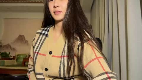 Snapshot of 9567gigi chatting on 05-04-26, 04:03 lily online show from 05-04-26, 04:03
