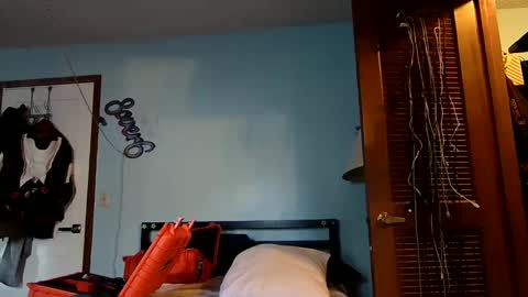 8over6 online show from 02-15-25, 09:37