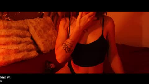 Snapshot of 9calliope chatting on 12-21-25, 04:36 9calliope online show from 12-21-25, 04:36