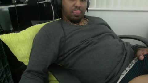 Snapshot of 9inchhammer chatting on 12-30-24, 10:23 9inchhammer online show from 12-30-24, 10:23