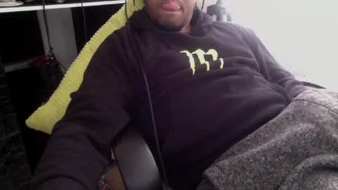 Snapshot of 9inchhammer chatting on 01-13-25, 04:30 9inchhammer online show from 01-13-25, 04:30