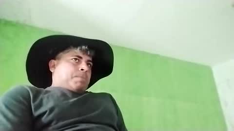 9vinhocamshow online show from 09-08-25, 05:34