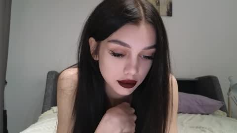 Snapshot of 9west chatting on 04-23-26, 10:36 KARINA online show from 04-23-26, 10:36