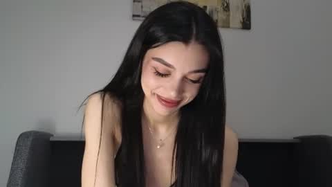 Snapshot of 9west chatting on 06-26-26, 01:15 KARINA online show from 06-26-26, 01:15