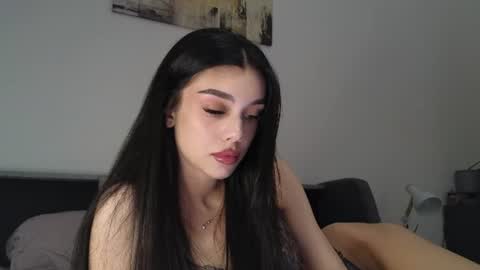 Snapshot of 9west chatting on 07-01-26, 02:18 KARINA online show from 07-01-26, 02:18