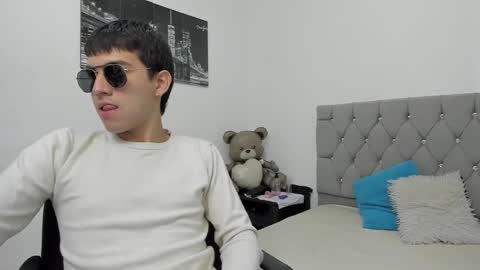 DERECK online show from 02-22-26, 12:47