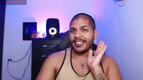 Snapshot of _28omar chatting on 02-18-25, 03:53 _28omar online show from 02-18-25, 03:53