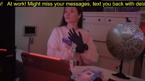 Snapshot of _3x7_ chatting on 09-13-25, 02:17 _3x7_ online show from 09-13-25, 02:17