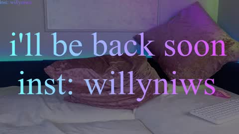 Snapshot of _a_n_n_y_ chatting on 02-15-25, 08:54 Willow online show from 02-15-25, 08:54