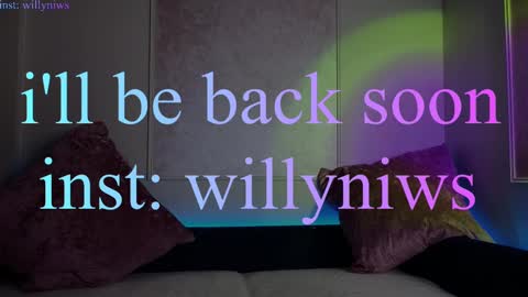 Snapshot of _a_n_n_y_ chatting on 03-10-25, 08:48 Willow online show from 03-10-25, 08:48