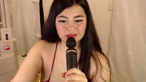 Snapshot of _aafrodita__ chatting on 09-25-25, 04:38 Alexa online show from 09-25-25, 04:38