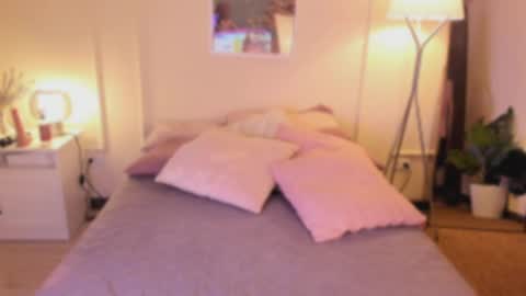 abigaill online show from 10-12-25, 07:46