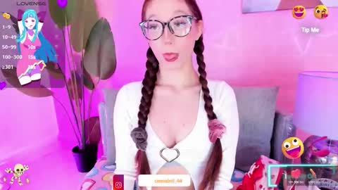 Snapshot of _abril77 chatting on 12-04-25, 03:05 Abril online show from 12-04-25, 03:05