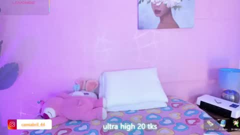 Snapshot of _abril77 chatting on 07-13-26, 01:08 Abril online show from 07-13-26, 01:08