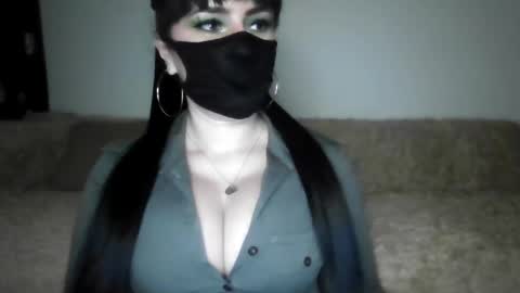 Snapshot of _adela_c chatting on 01-08-25, 07:13 Adela online show from 01-08-25, 07:13