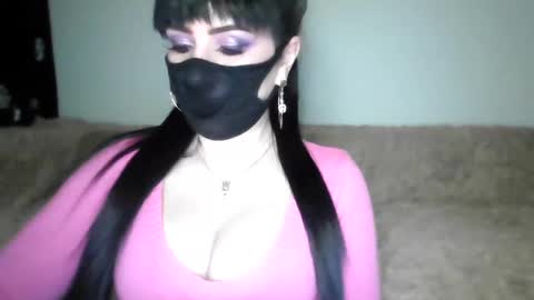 Snapshot of _adela_c chatting on 01-17-25, 07:49 Adela online show from 01-17-25, 07:49